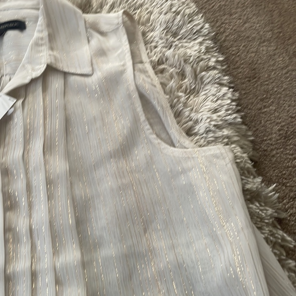 NWT size medium Banana Republic sleeveless sheet blouse cream with gold - Picture 5 of 7